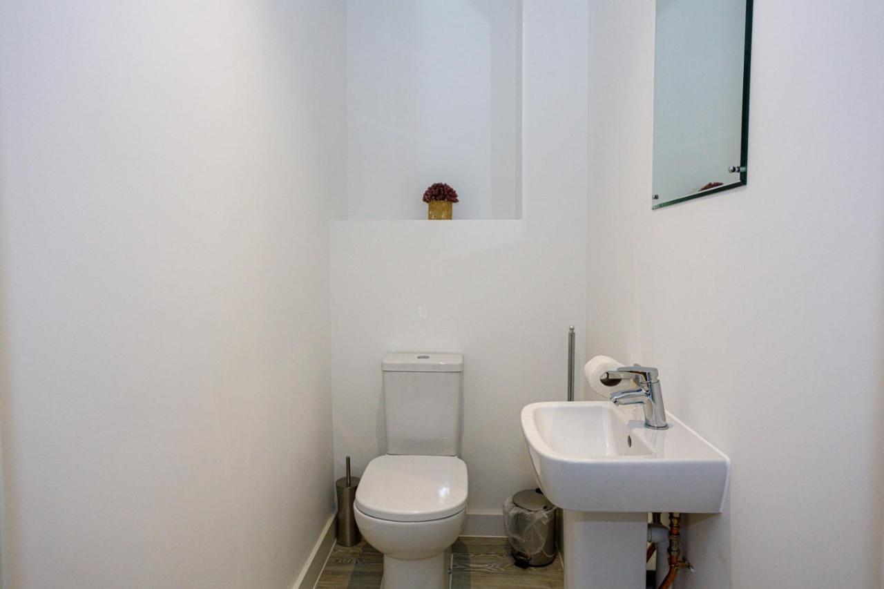 Contemporary 2 Bedroom Duplex In Salford Manchester Eksteriør bilde
